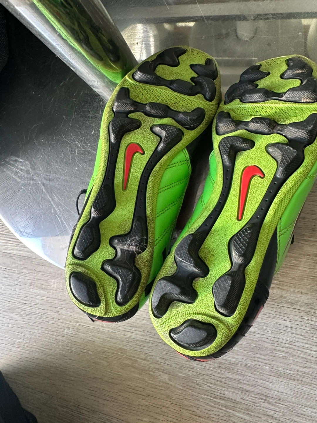 Nike Soccer Cleats Youth Size 5Y - photo 3