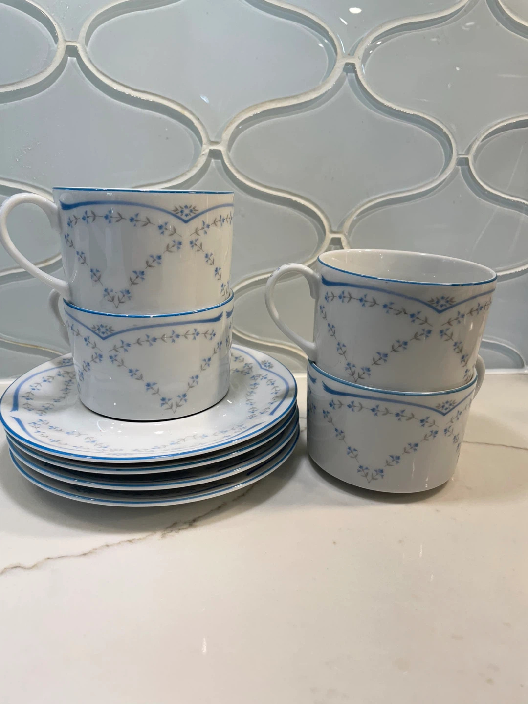 Set of 4 Floral Teacups and Saucers