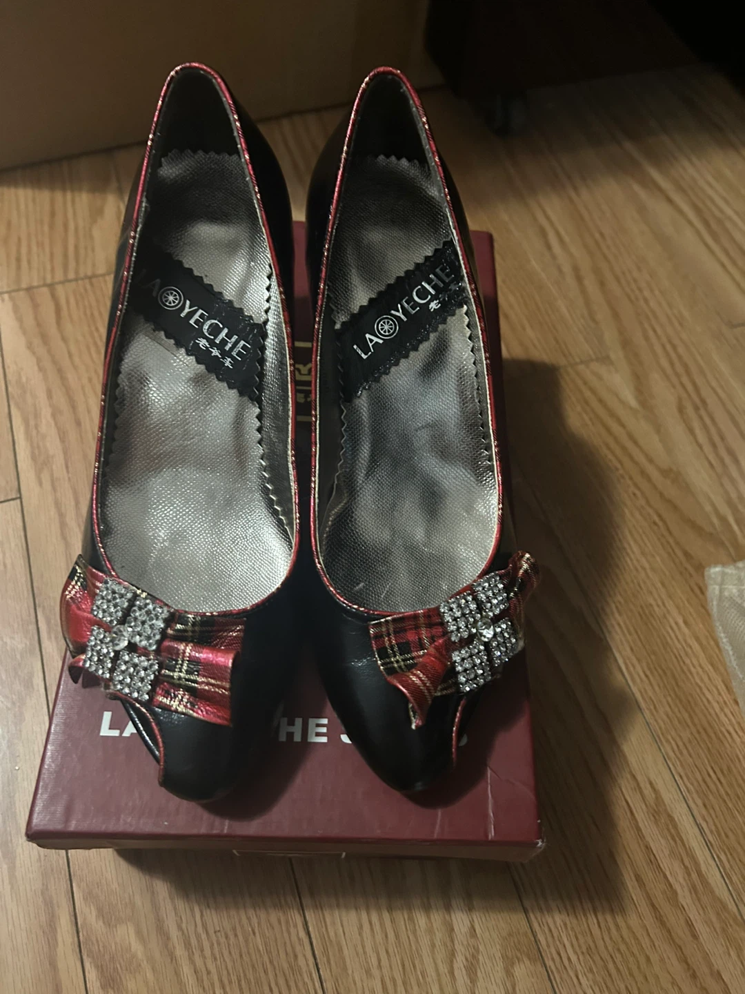 Lao Ye Che Black Heels Size 8 - photo 2