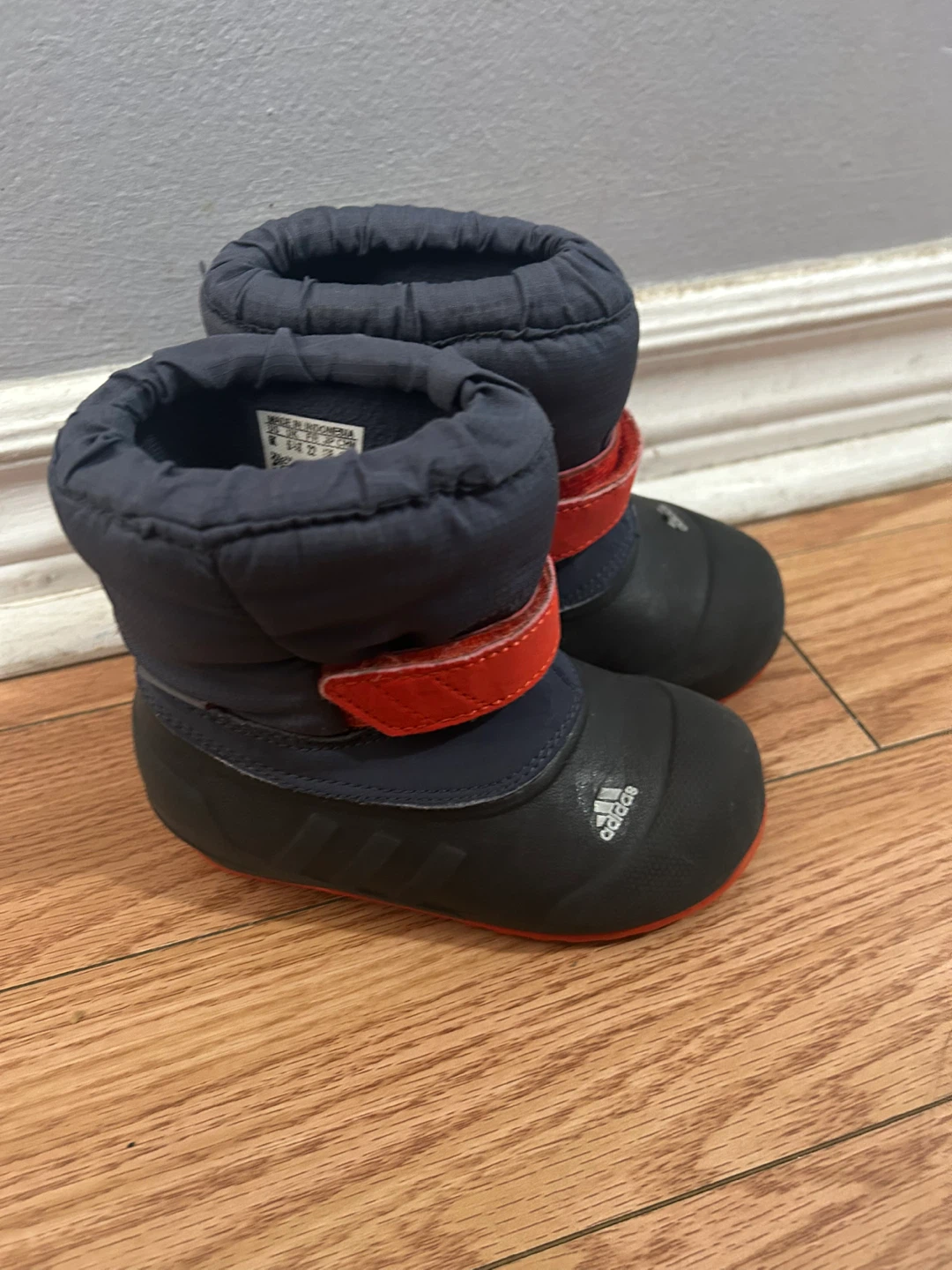 Adidas Toddler Winter Boots Size 6K