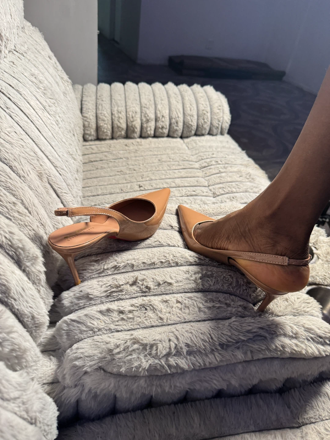 Seven Big Tree Nude Patent Slingback Heels - photo 3