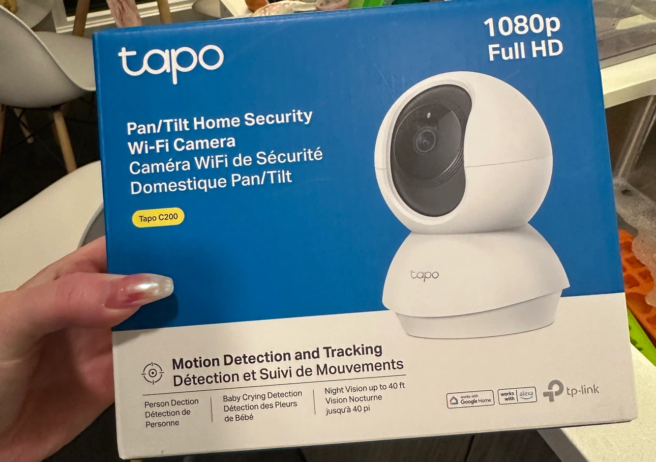 Tapo C200 Pan/Tilt Home Security Camera pet cam