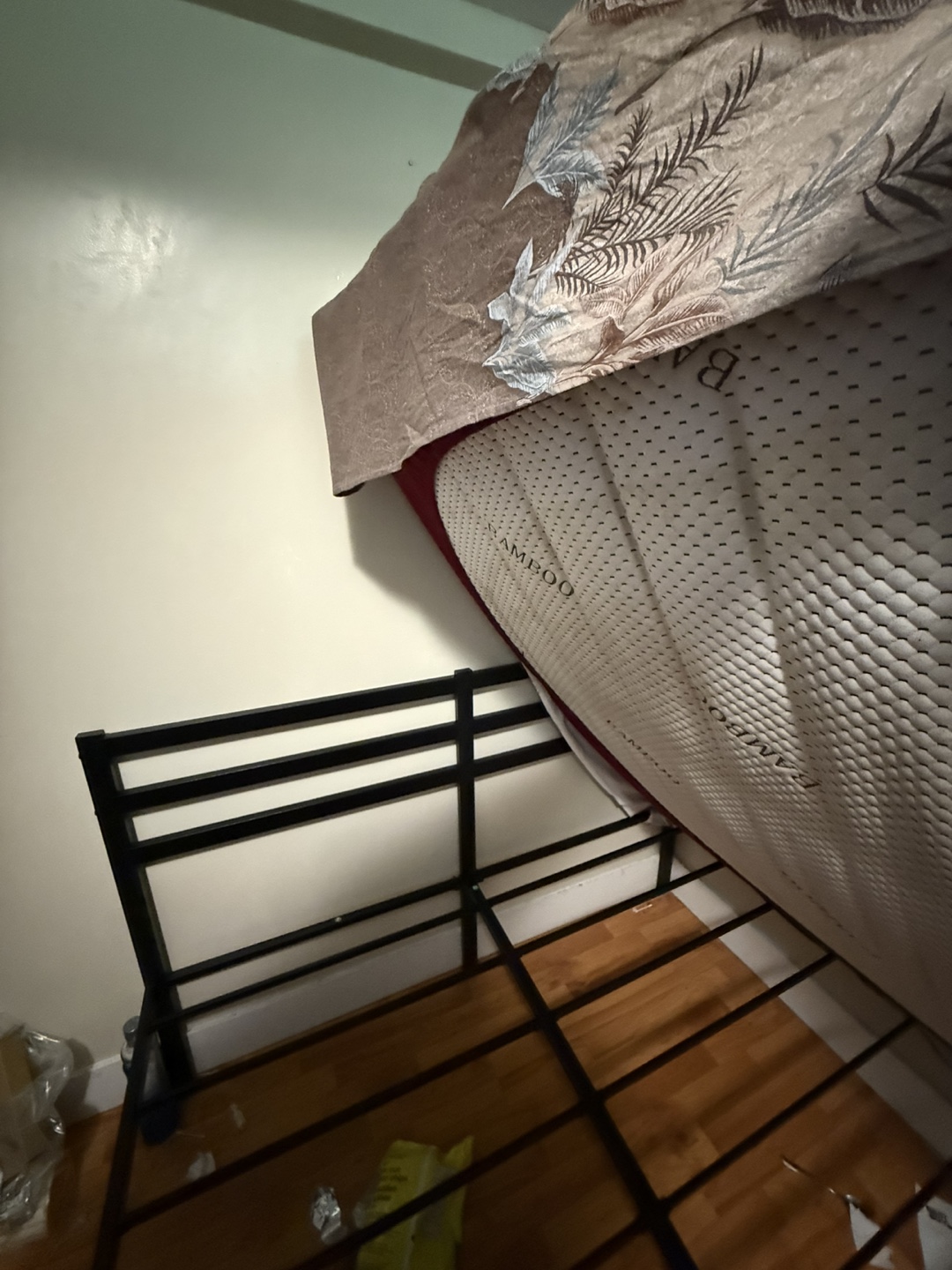• Queen Size Metal Bed Frame + Bamboo Mattress - For Sale - photo 2