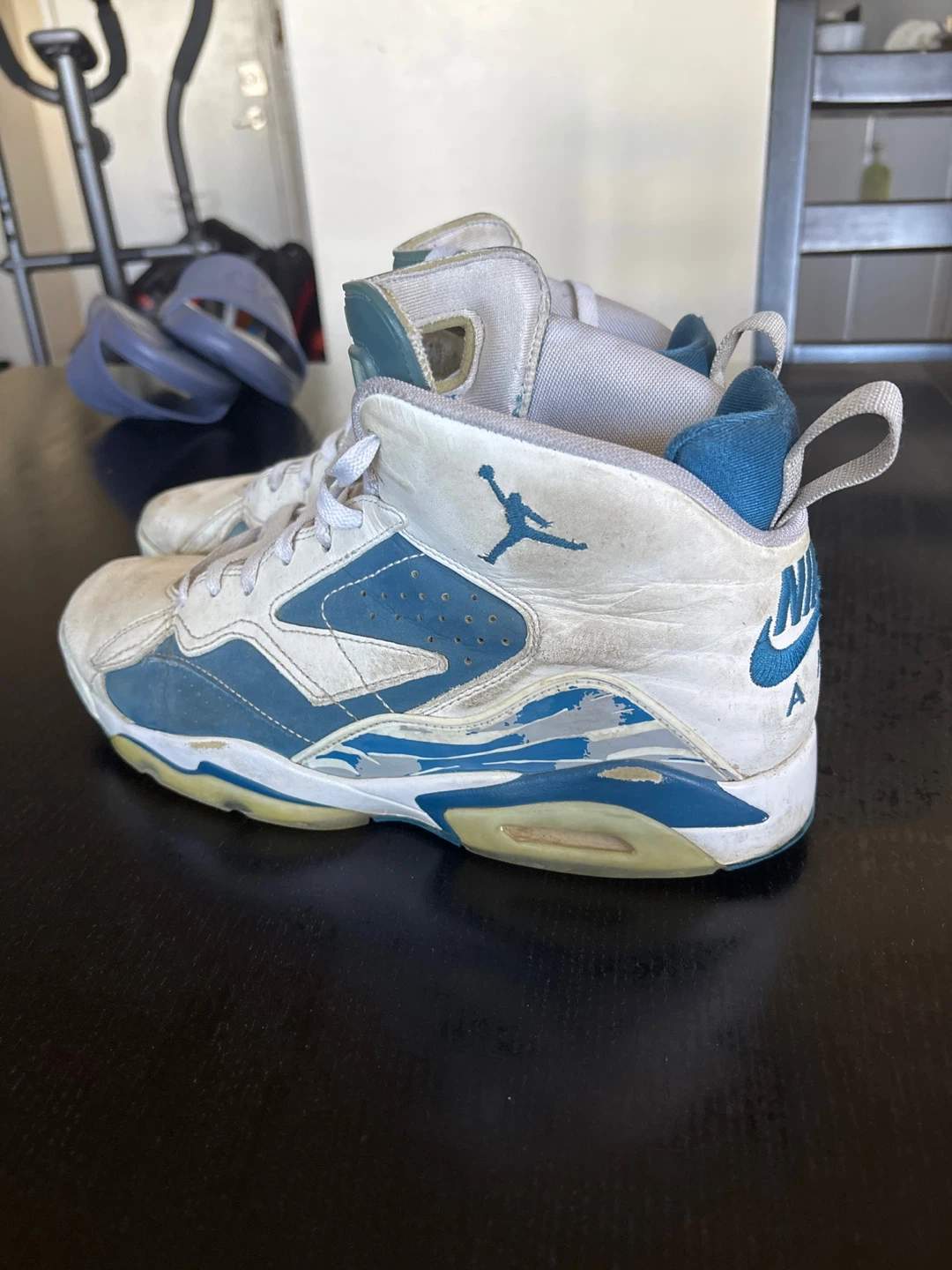 70$ USED Air Jordan MVP 678 sky blue colorway Sneakers