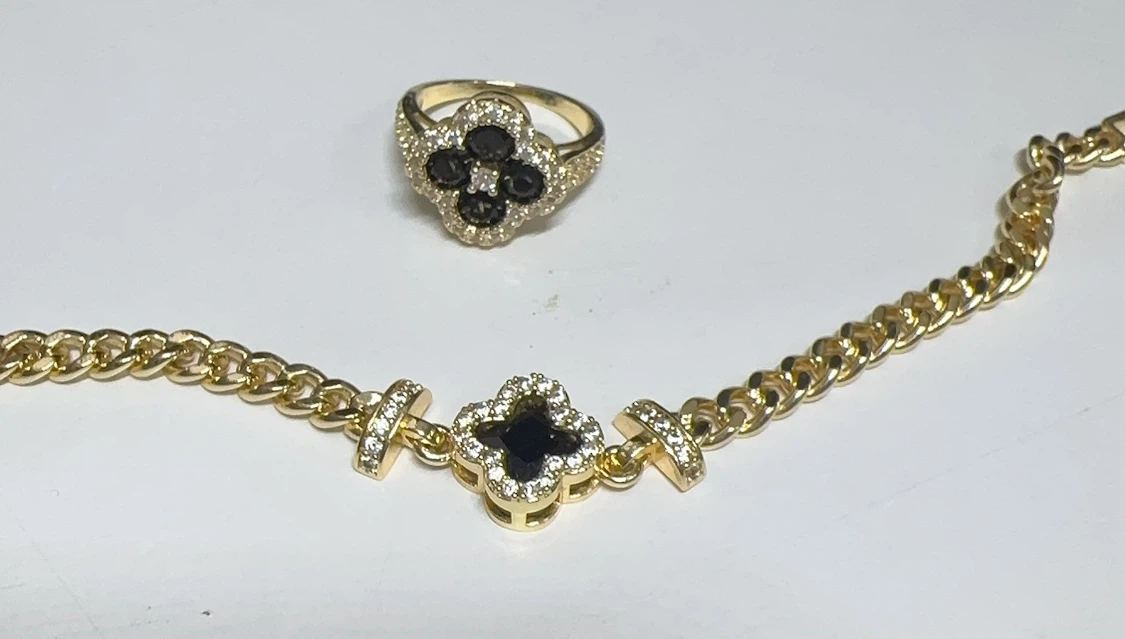 Assorted Fashion Jewelry Collection - photo 2