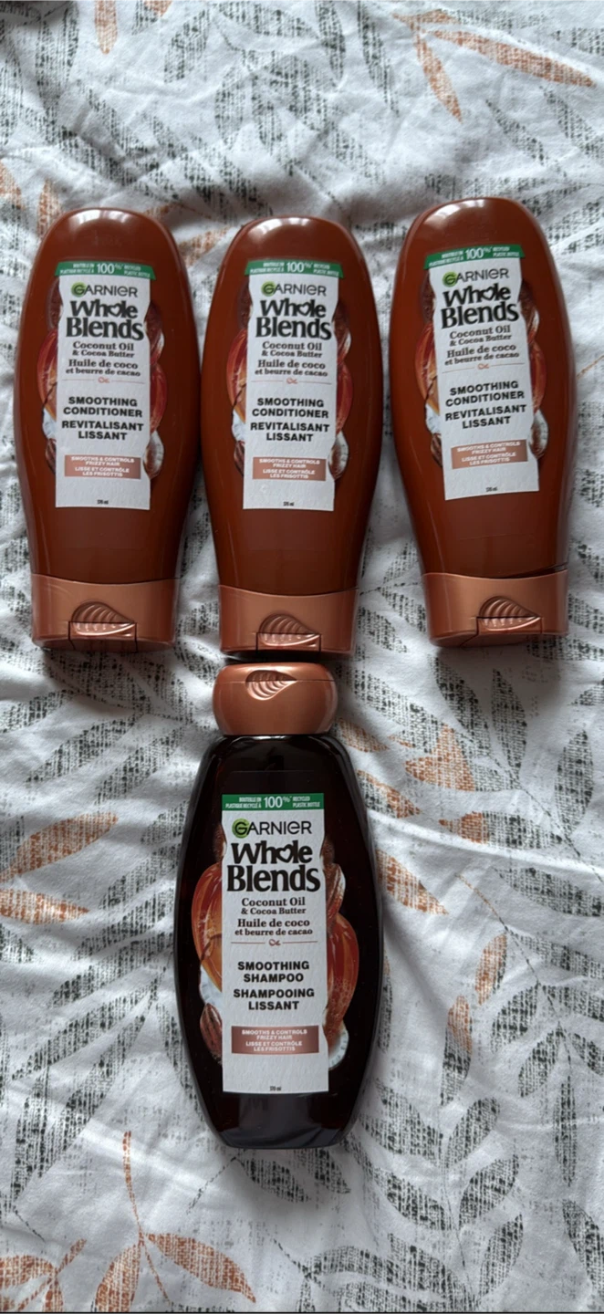 Garnier Whole Blends Shampoo and Conditioner Set