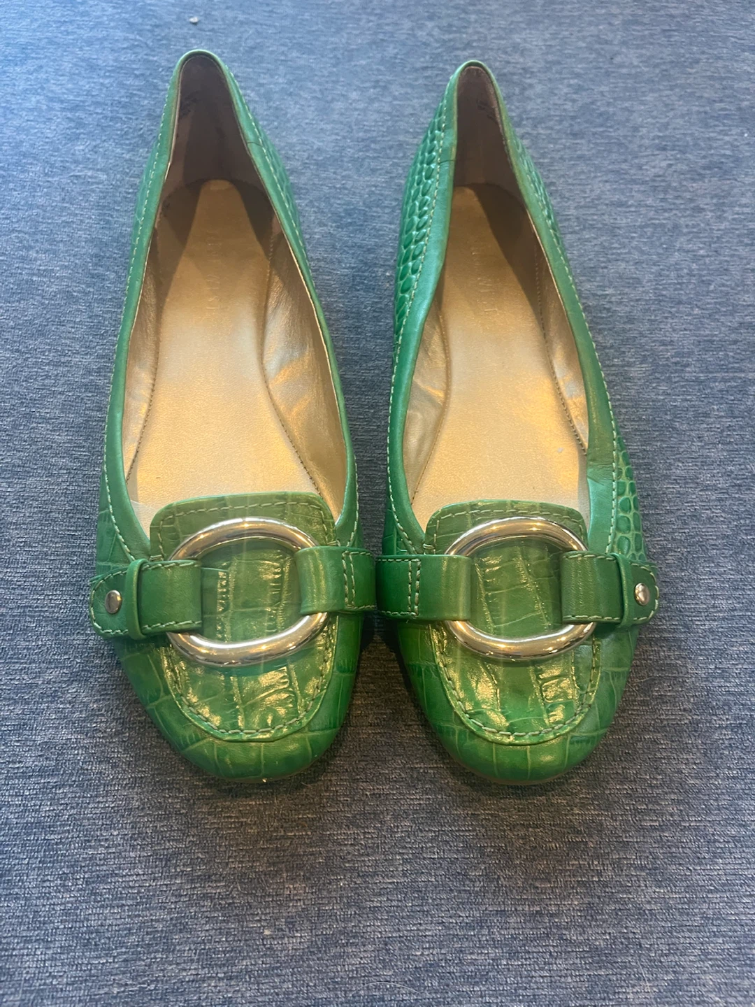 Nine West Green Flats