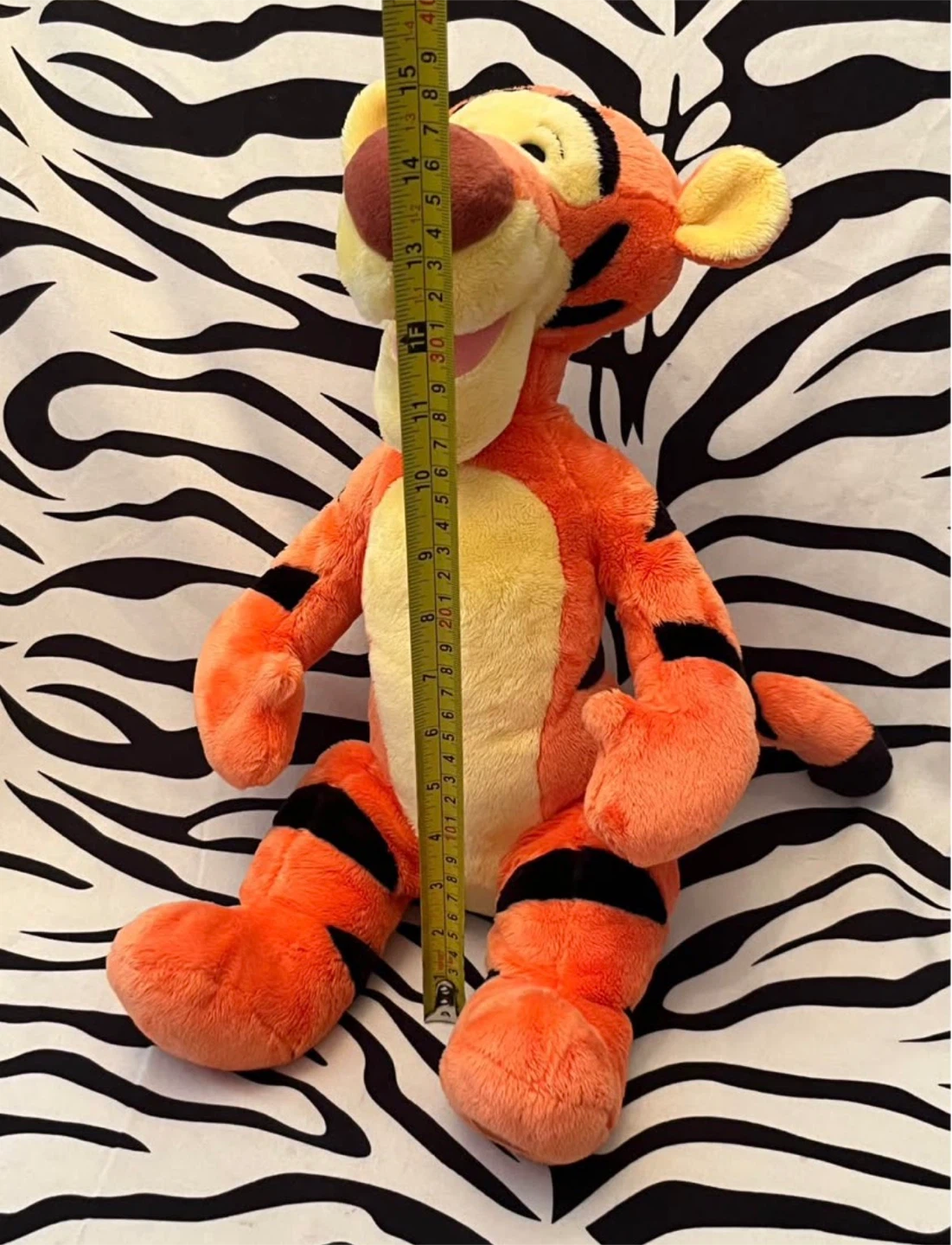 🧡 Disney Store genuine Tigger plush toy 🧡 - photo 2