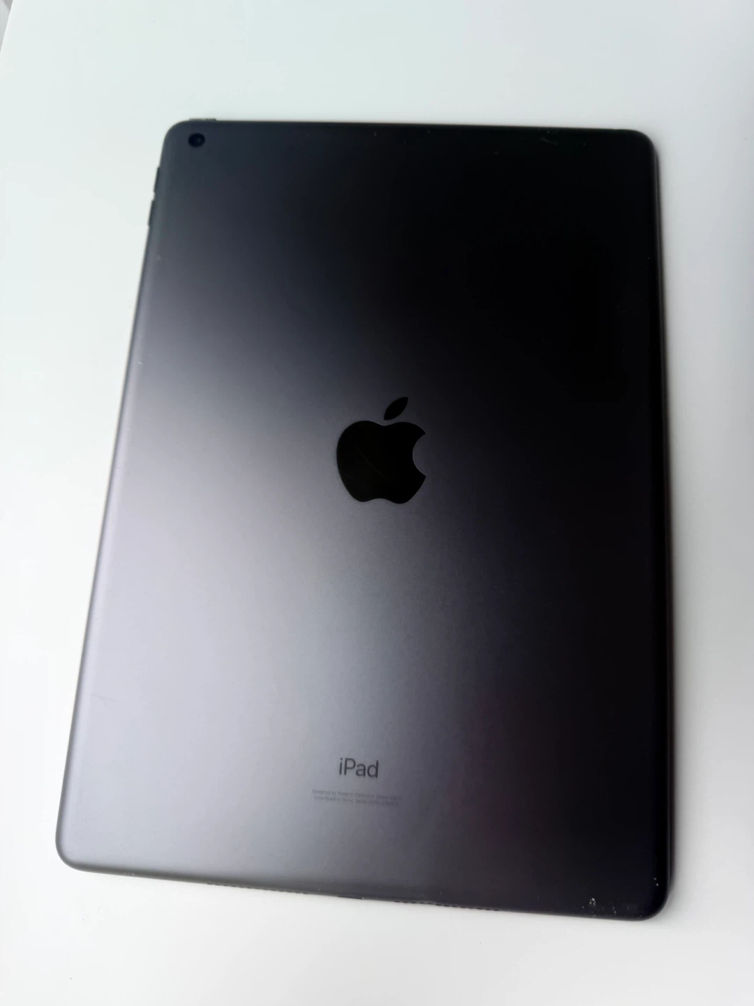Apple iPad - photo 2