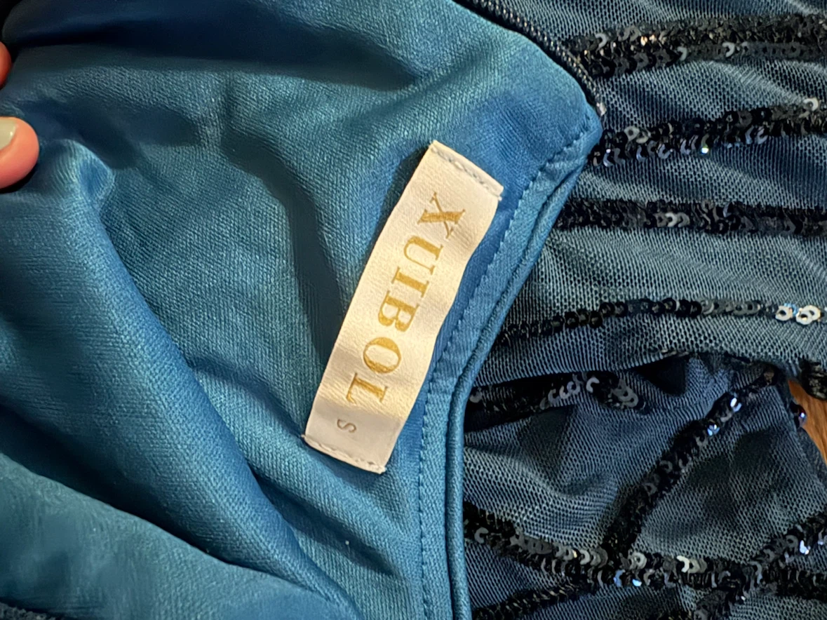 Women's Small Formal Gown - photo 3