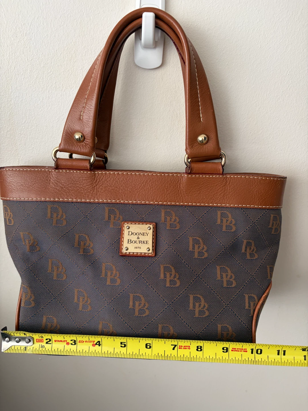 Monogram Dooney and Bourke tote. Vintage Authentic - photo 2