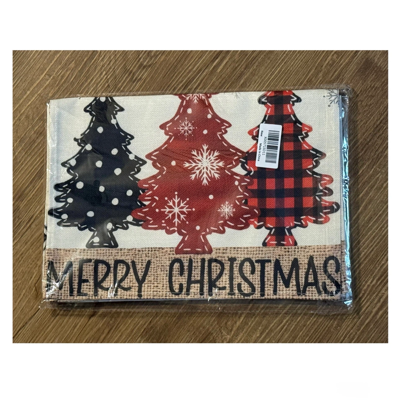 Brand new Red Pine Trees Christmas Table Runner 72 inches - photo 2