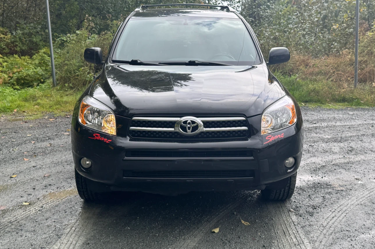 2006 Black Toyota RAV4 Limited - photo 2