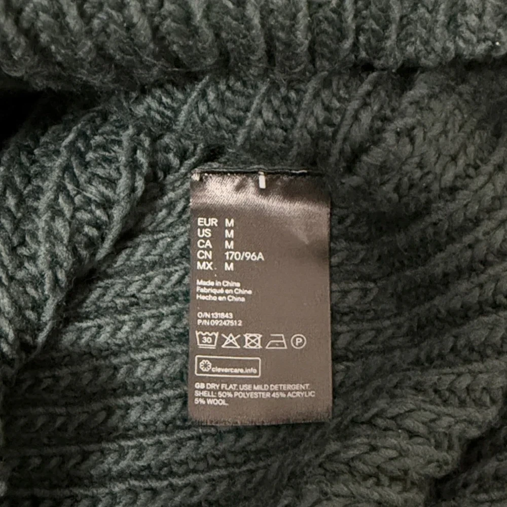 H&M Dark Green Sweater - photo 2