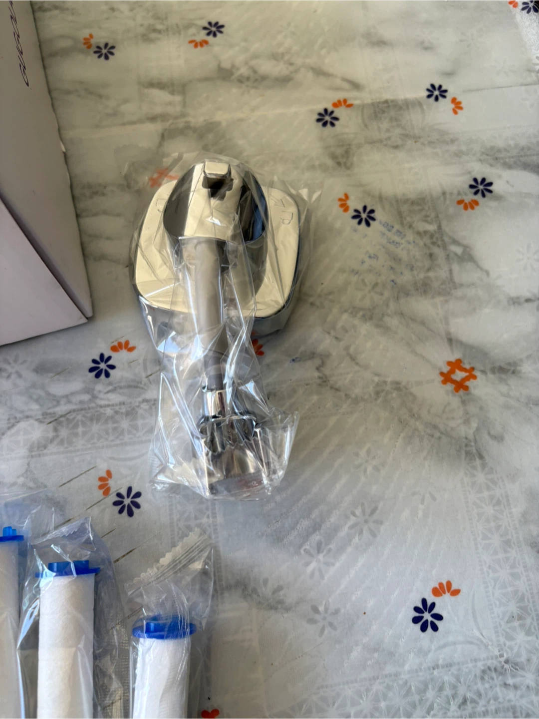 Brand New GUGOLAR Filtered Shower Head Set - photo 4