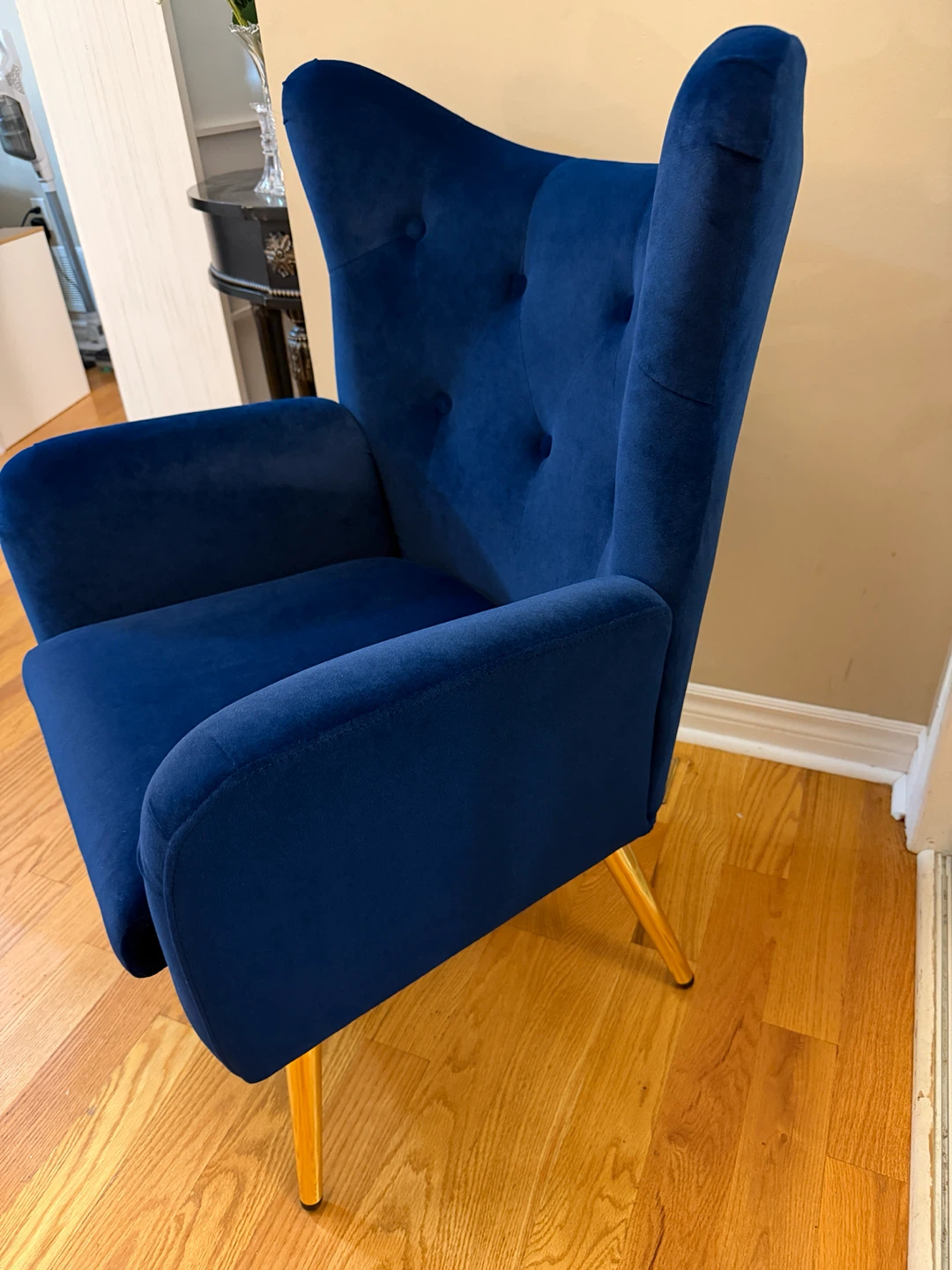 Tufted Navy Velvet Wingback Accent Chair - photo 3