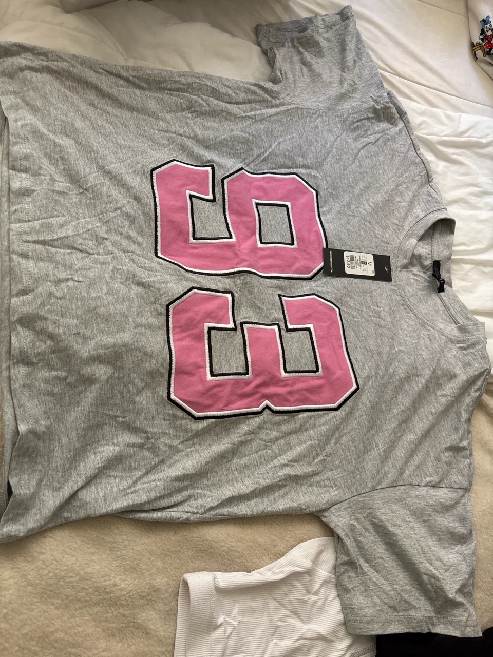 Forever 21 Grey Graphic T-Shirt (not worn)