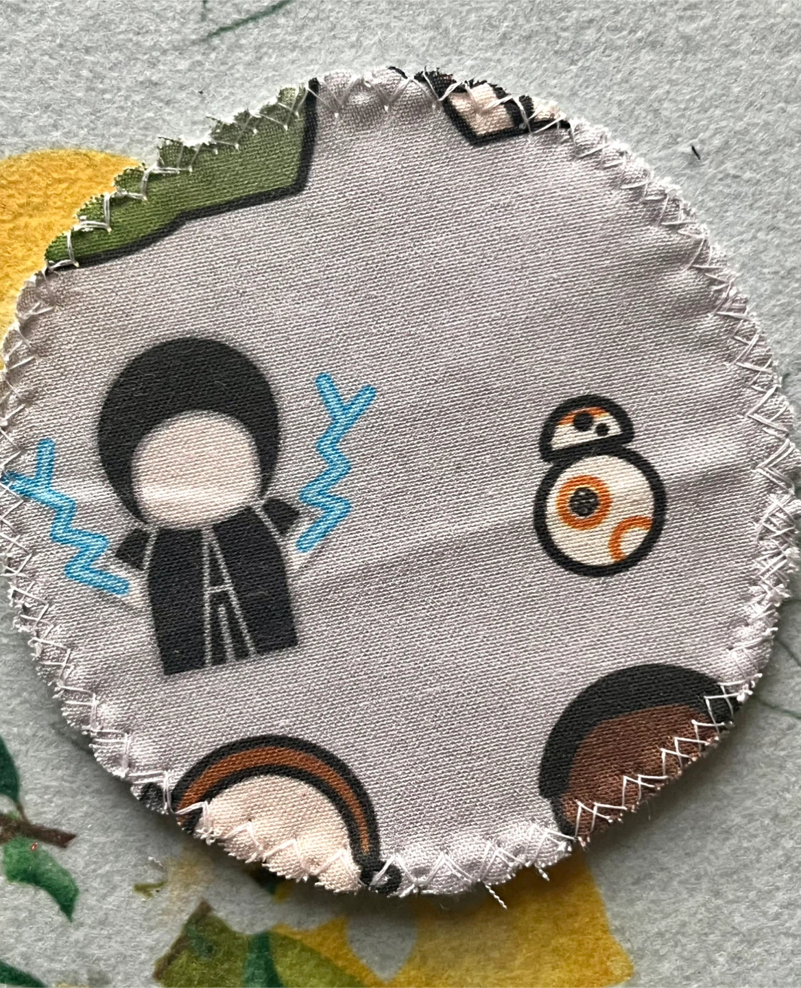(5) Star Wars Fabric Washable Makeup Remover Pads w/Zorb - photo 4