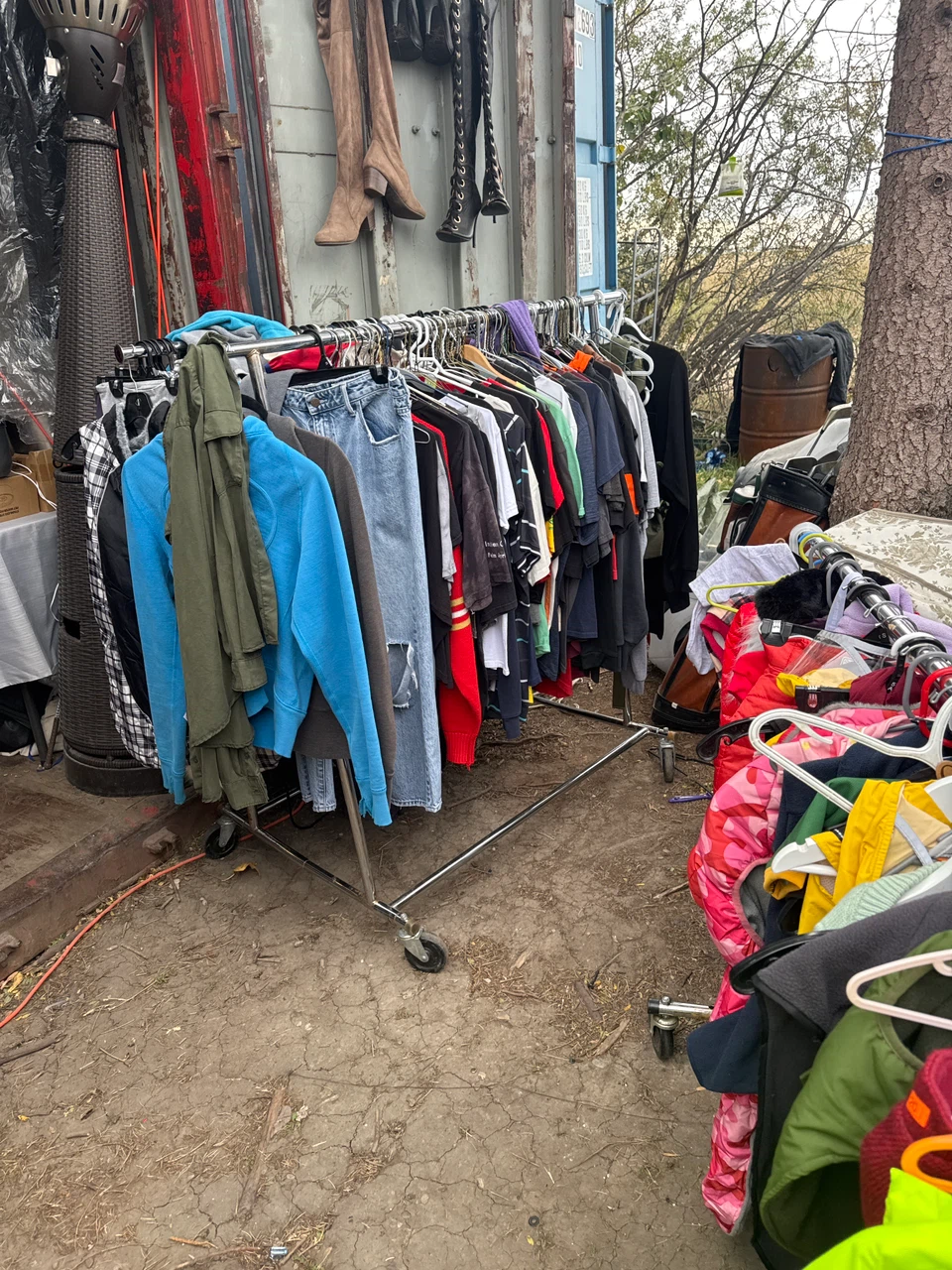 Garage sale massive - photo 3
