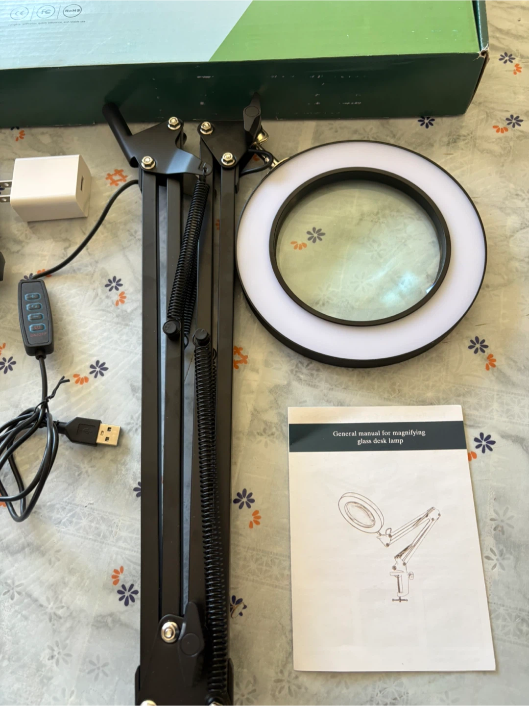 Brand New LED Magnifying Desk Lamp – 10X Adjustable Light - photo 4
