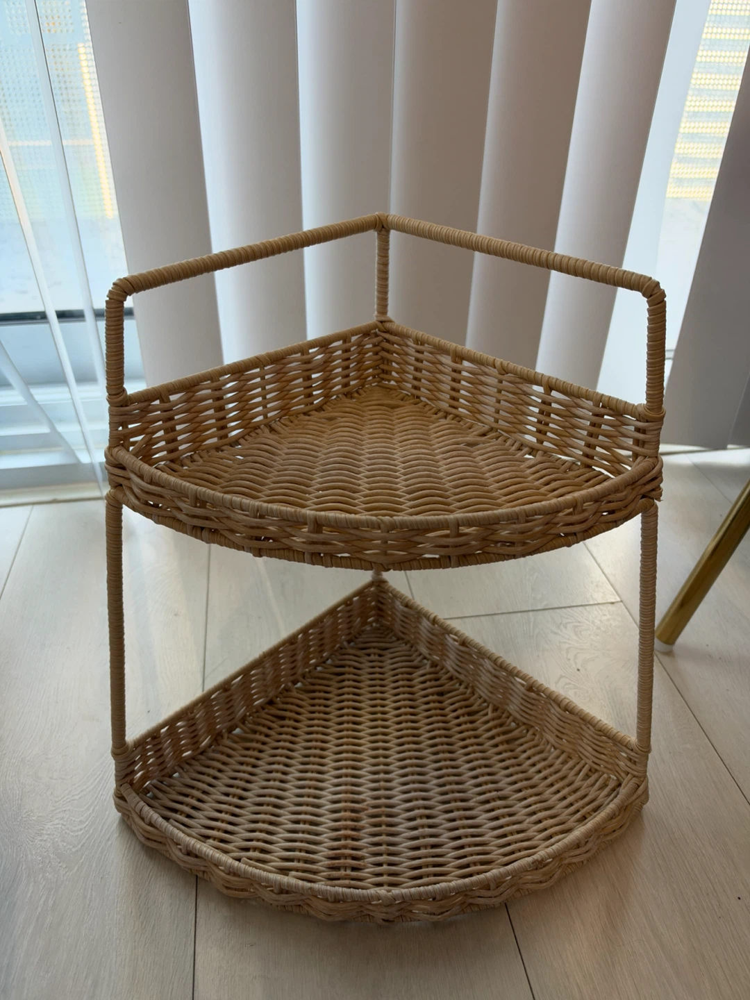 Two-Tier Wicker Corner Shelf for Organization - photo 2