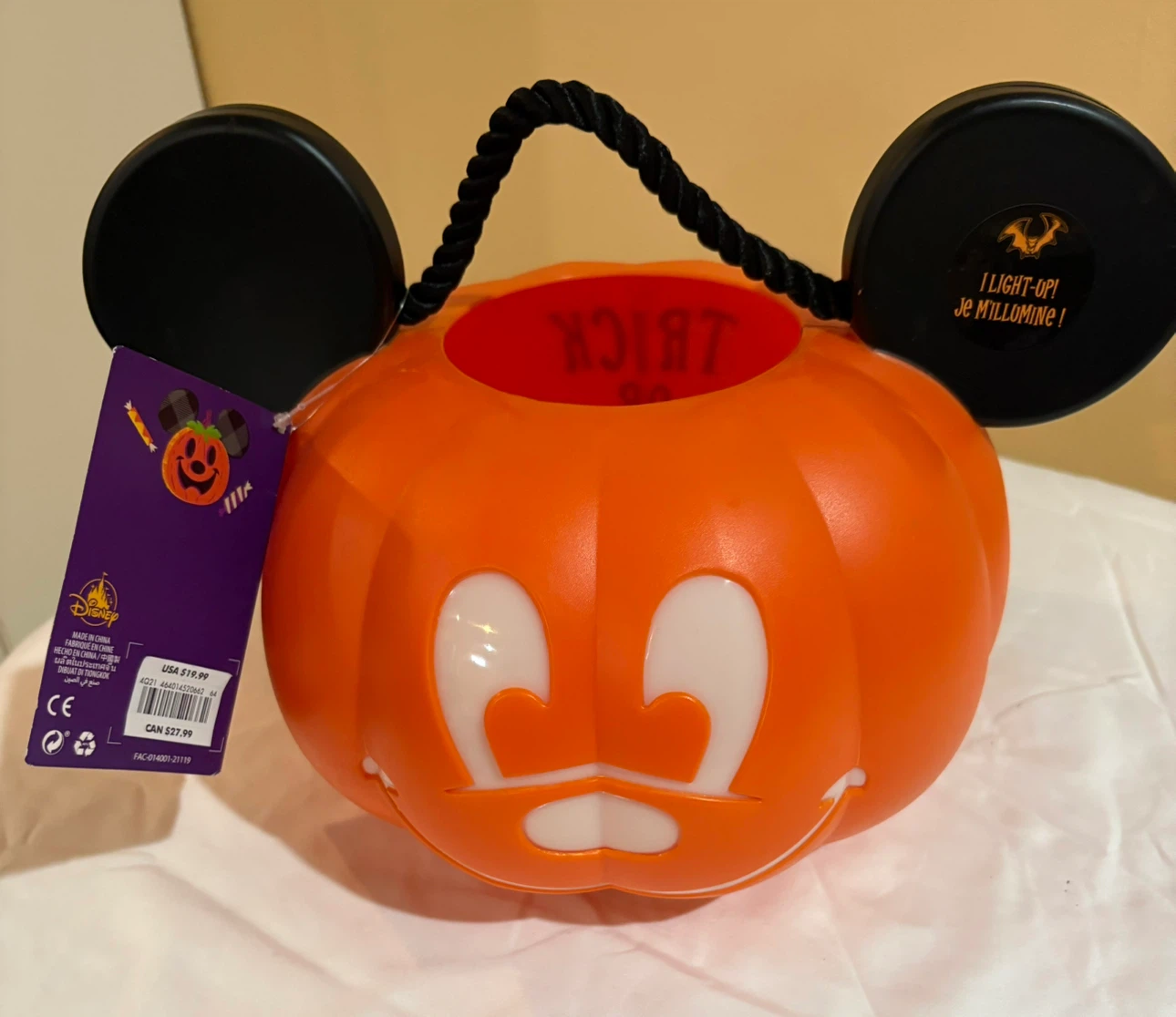 Disney Halloween Mickey Mouse Pumpkin Treat Bucket