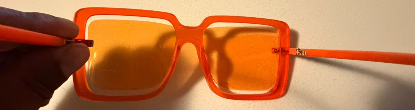 Very Unique Sunglasses - photo 4