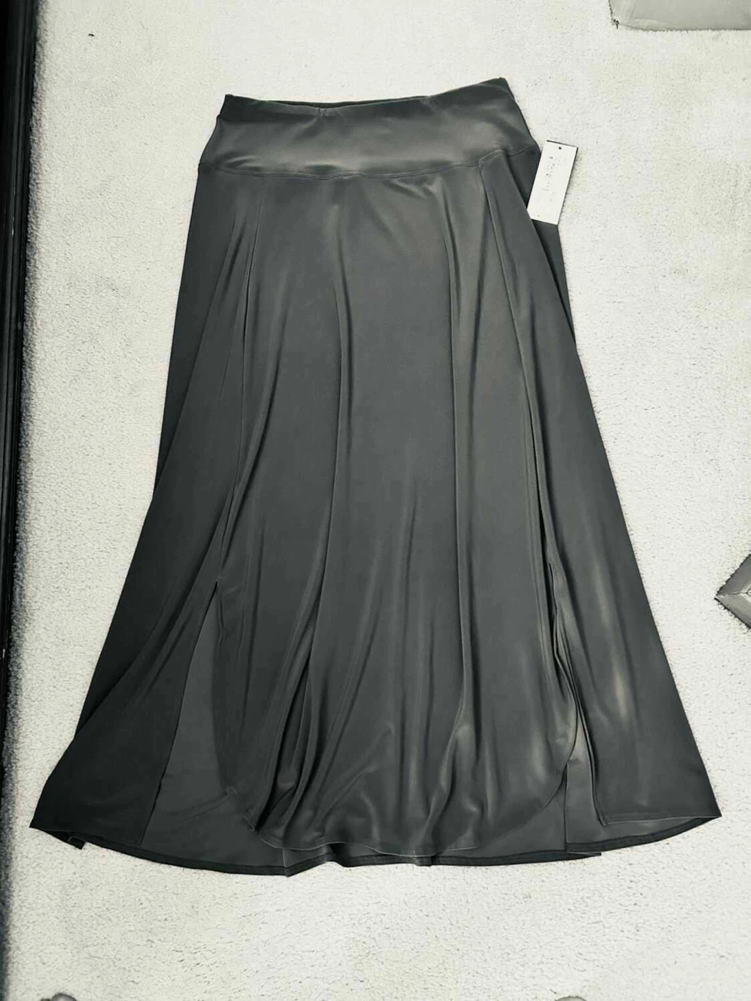 BNWT Sympli Glide Skirt $175 retail plus tax - photo 2