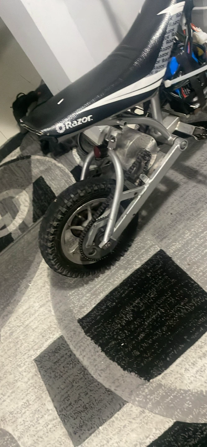 Razor Electric Dirt Bike - photo 3