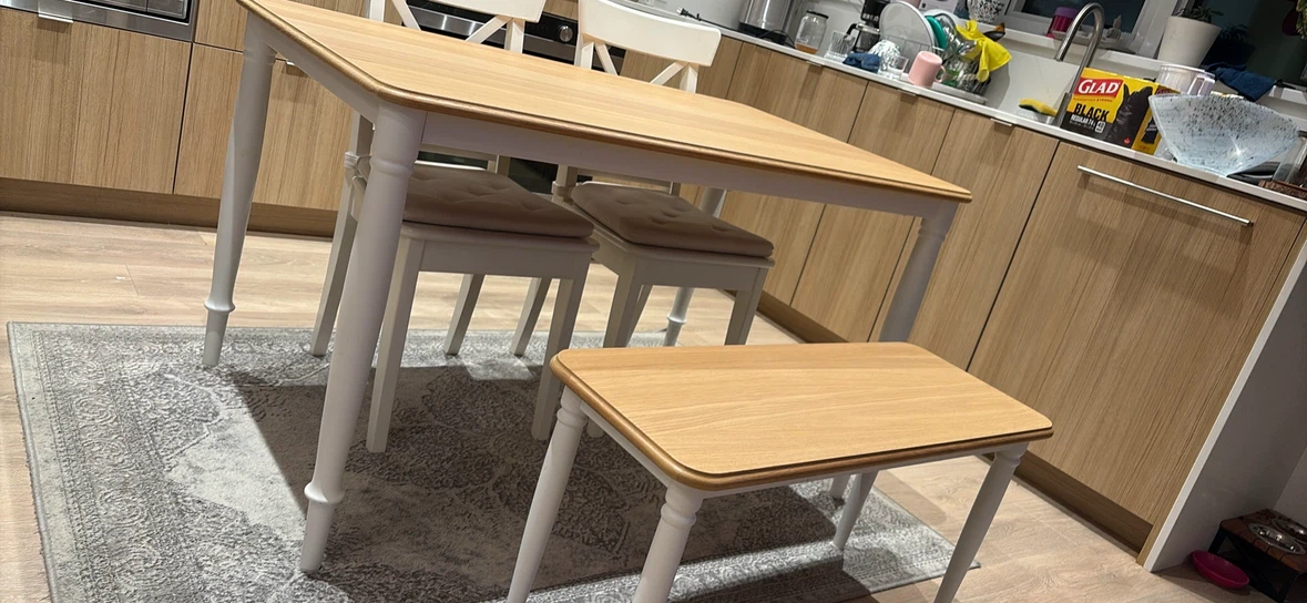 Modern Oak & White Dining Set – Table, Bench + 2 Chairs