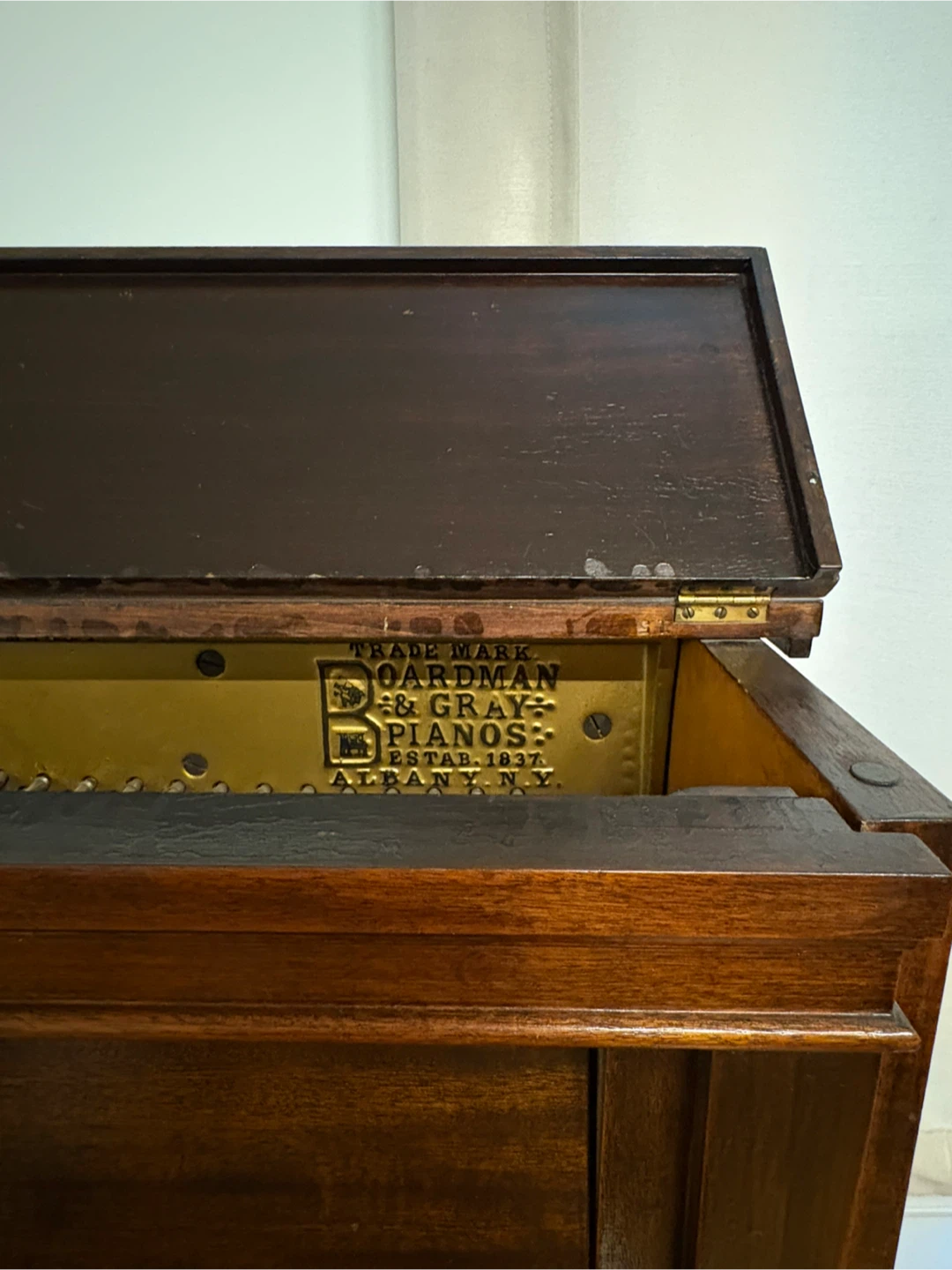 FREE - Boardman & Gray Upright Piano - photo 3