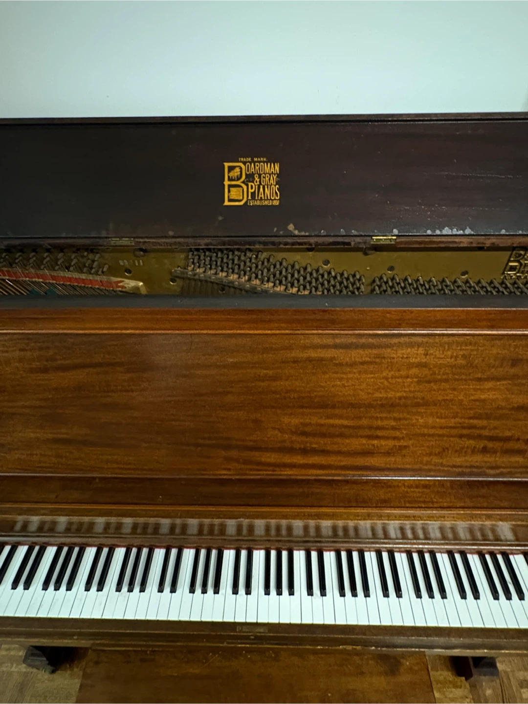 FREE - Boardman & Gray Upright Piano - photo 4