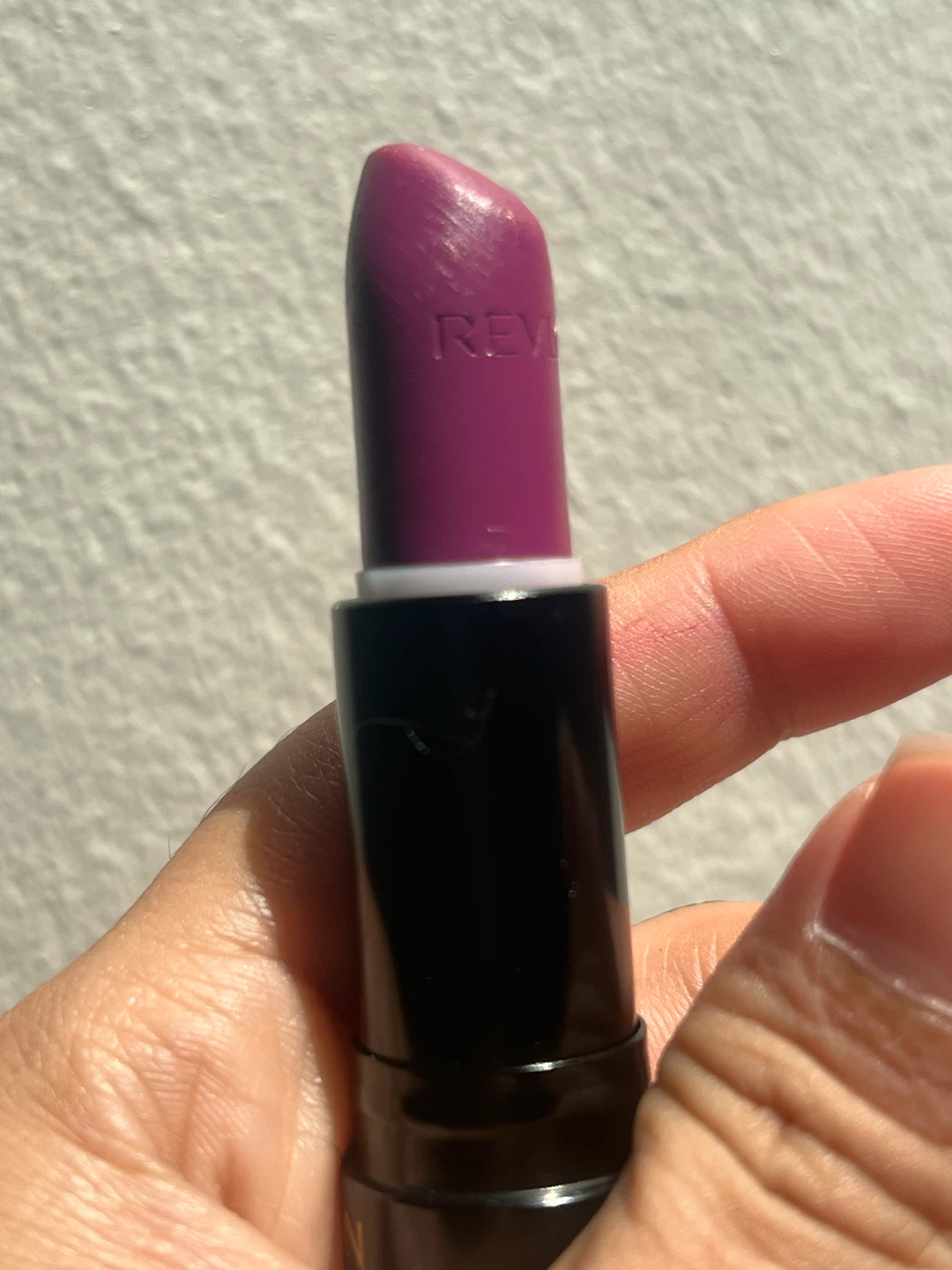 Revlon Super Lustrous Matte Lipstick 009 Kiss & Tell - photo 2
