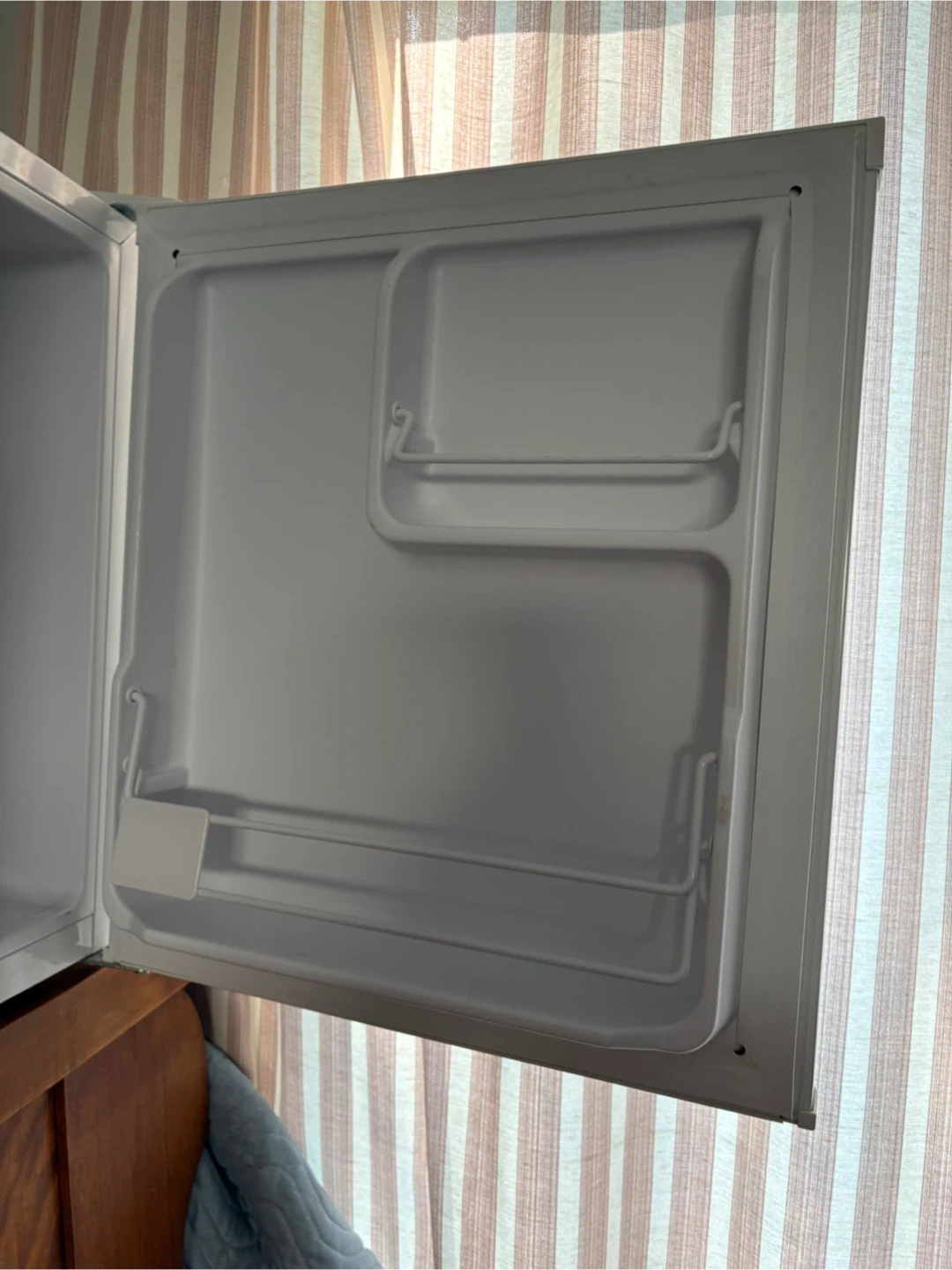 Hamilton Beach Mini Fridge