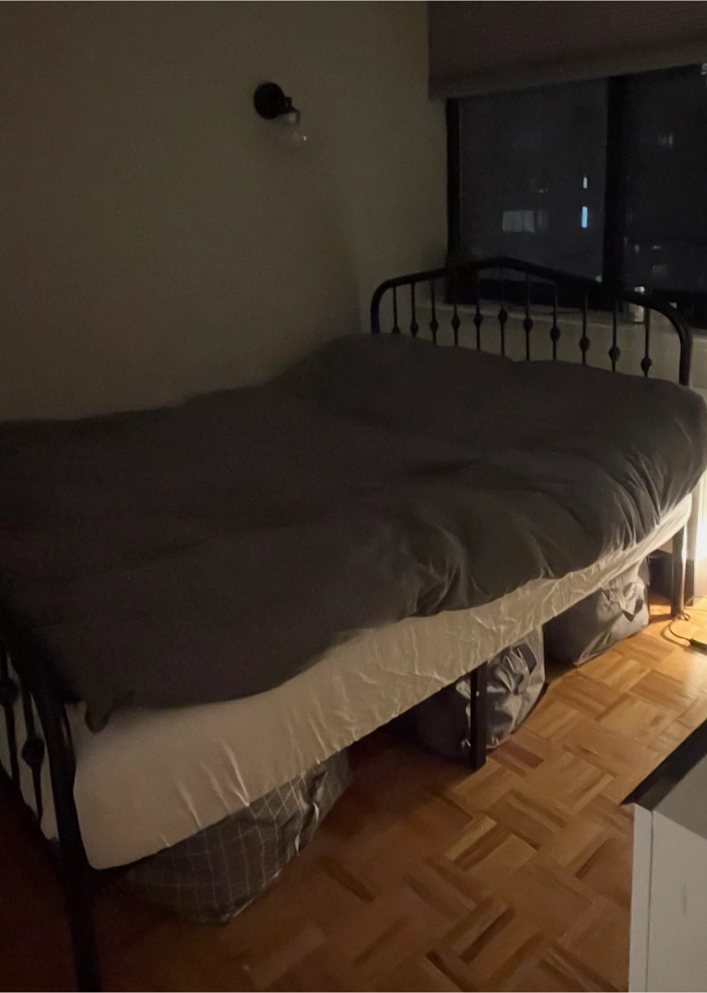 Vintage Style Metal Bed Frame - photo 2