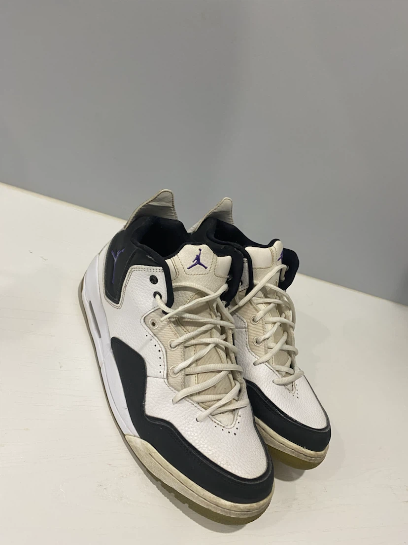 Nike Jordan Shoes - photo 3