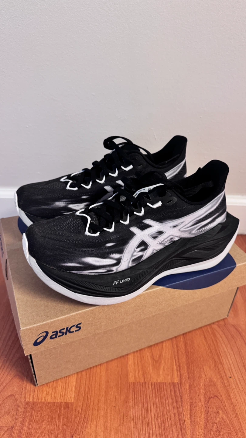 ASICS Superblast 3 - W6/M4.5 - Black