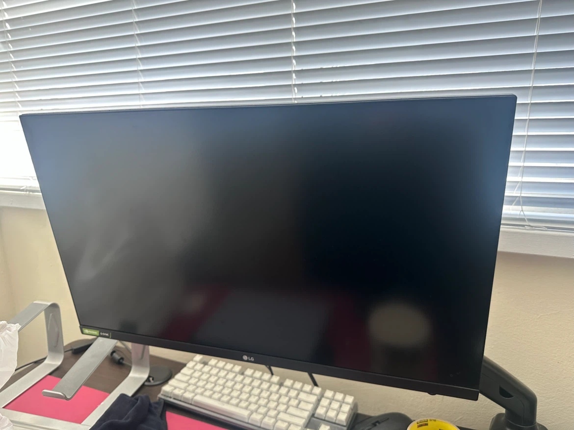 LG 27inch 1440p 144hz IPS monitor Nvidia G-sync compatible