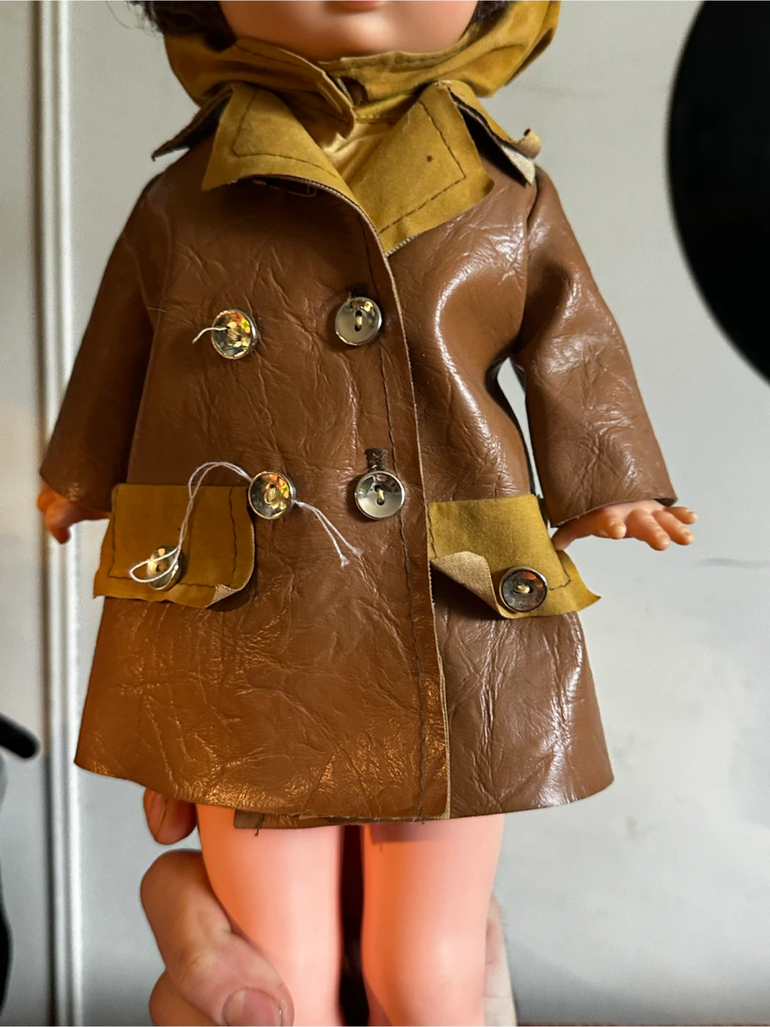 Vintage 18” Reliable Canada Doll - Mod Vinyl Trench Coat - photo 5