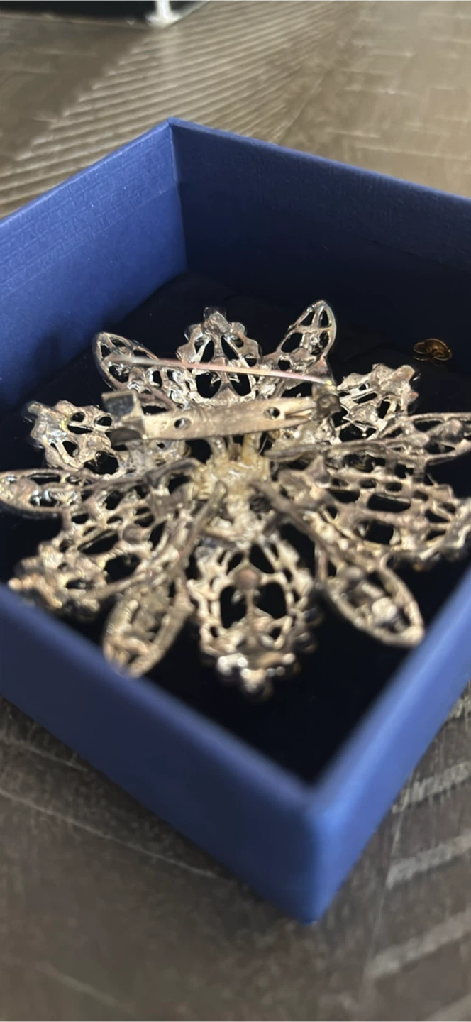 Swarovski Snowflake Brooch - photo 3