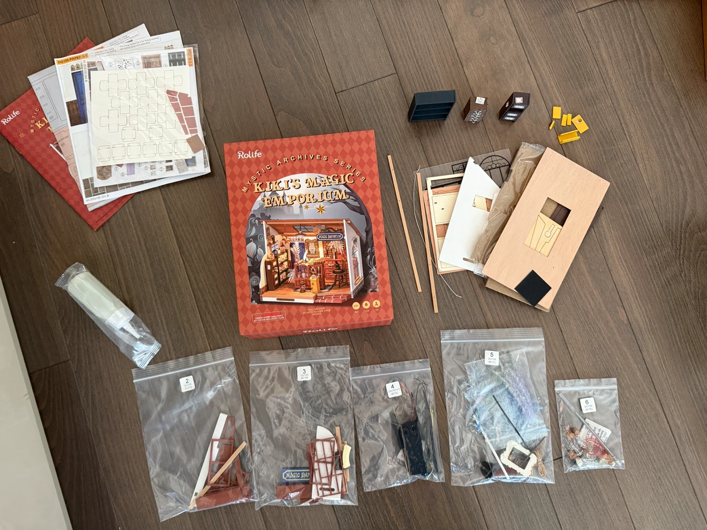 Rolife Kiki's Magic Emporium miniature kit - photo 3
