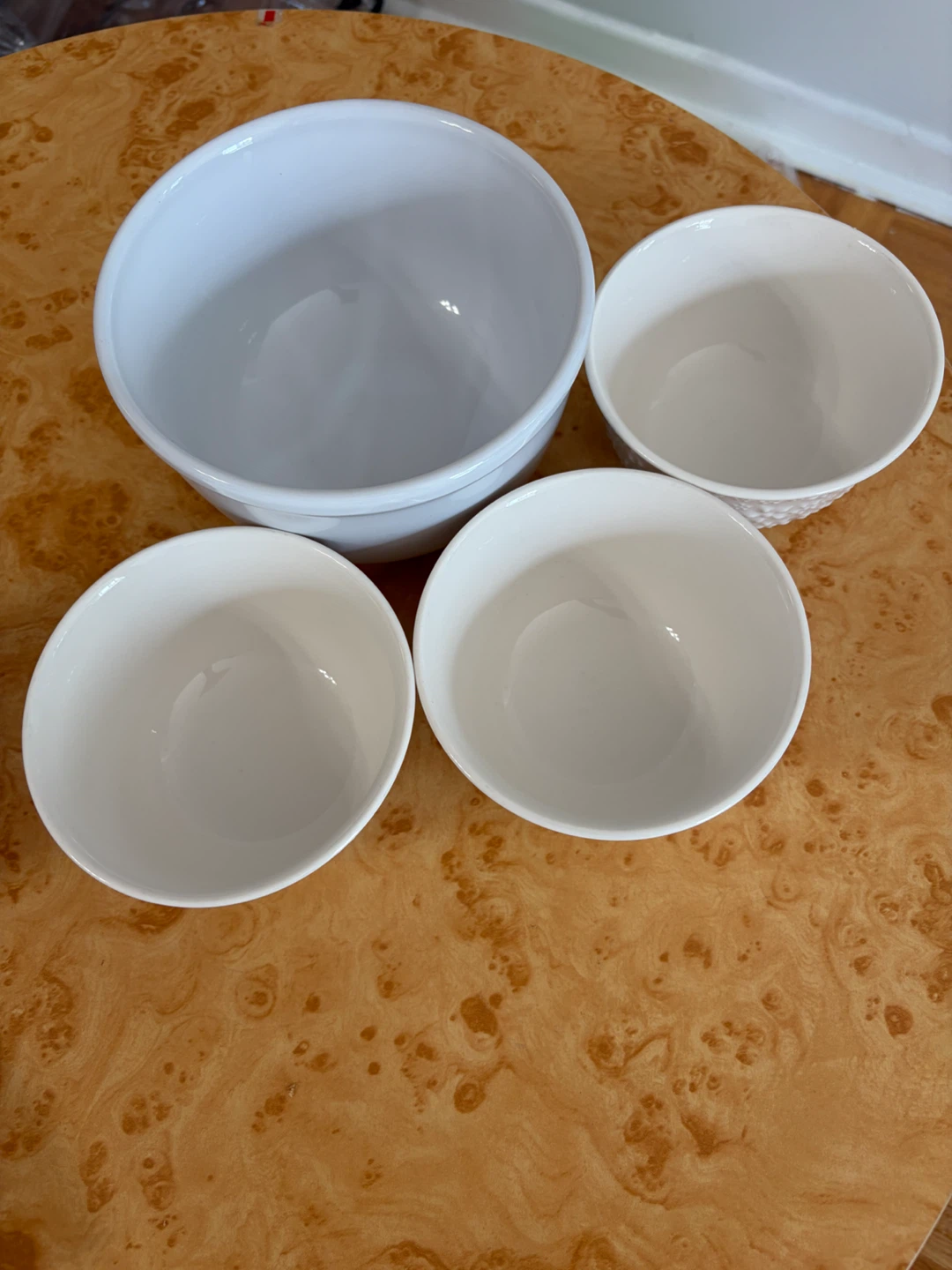 Set of 4 White Ceramic Bowls 1big and 3 small - photo 2