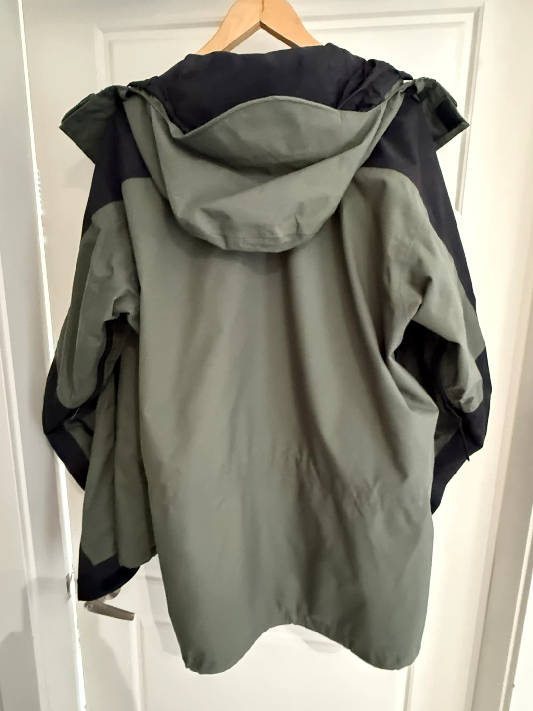 Mountain Hardwear Conduit Jacket - photo 5