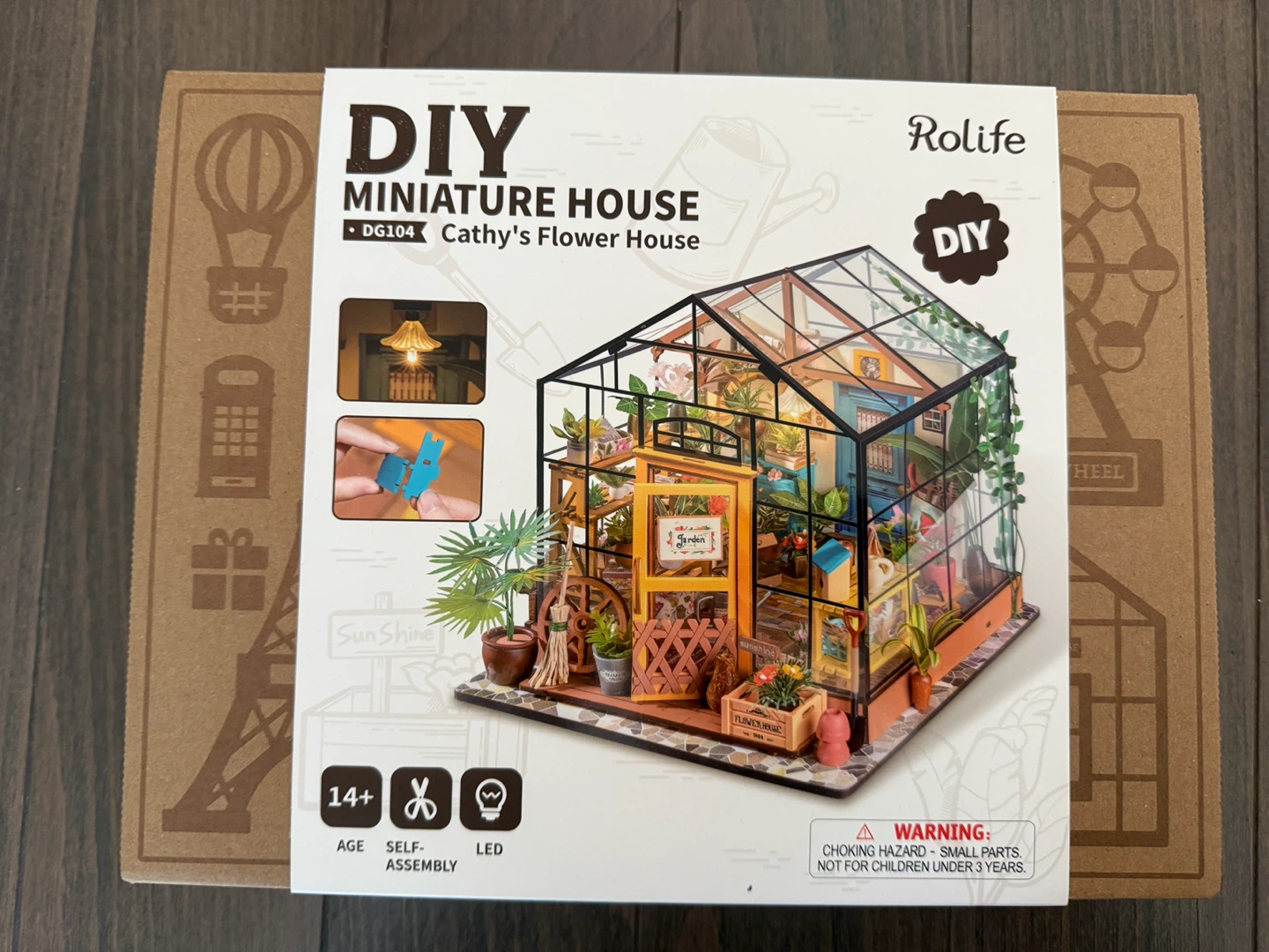 Rolife Cathy's Flower House DIY Miniature Kit