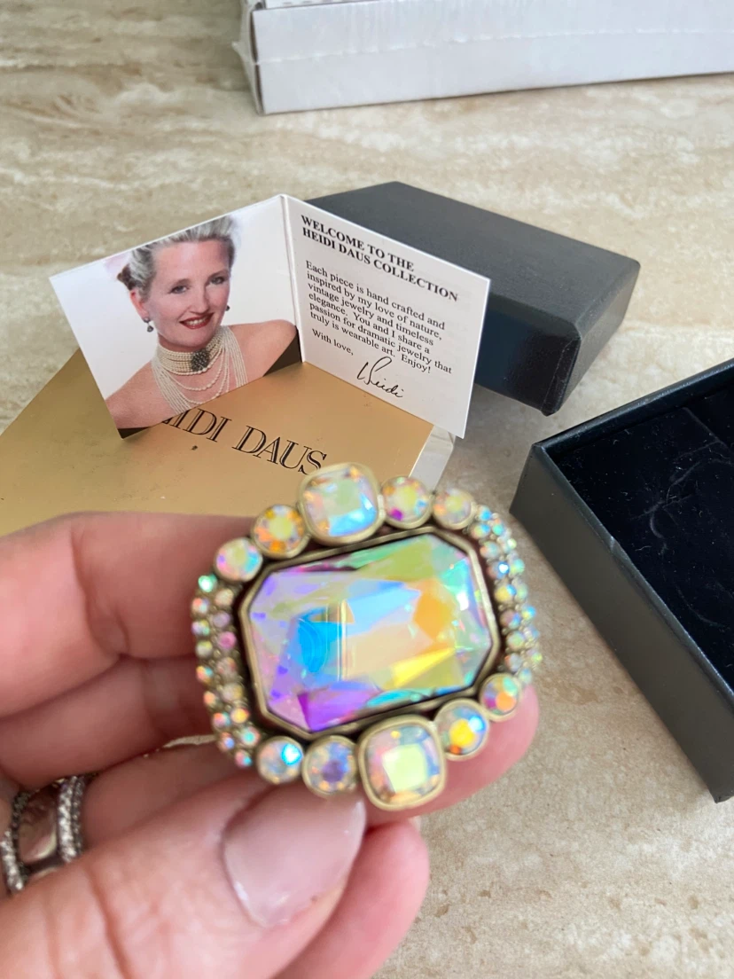 Heidi Daus Aurora Borealis Crystal Brooch - photo 5