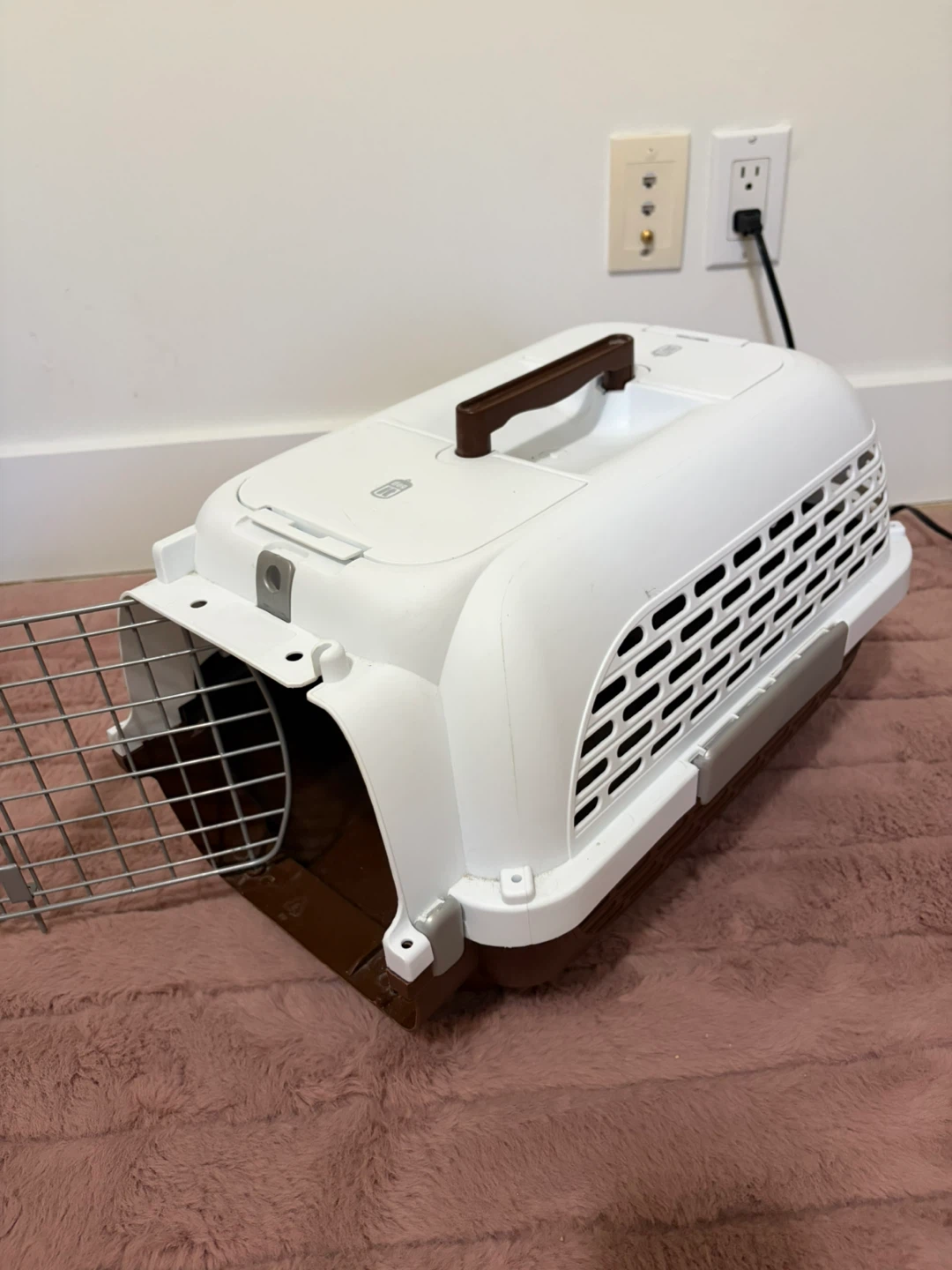 Small dog or cat pet carrier - photo 2