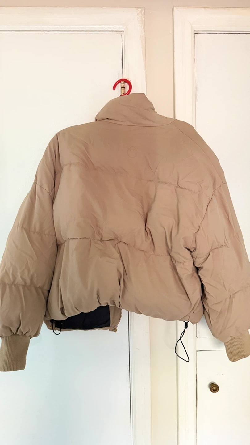 Beige Puffer Jacket Size L - photo 3