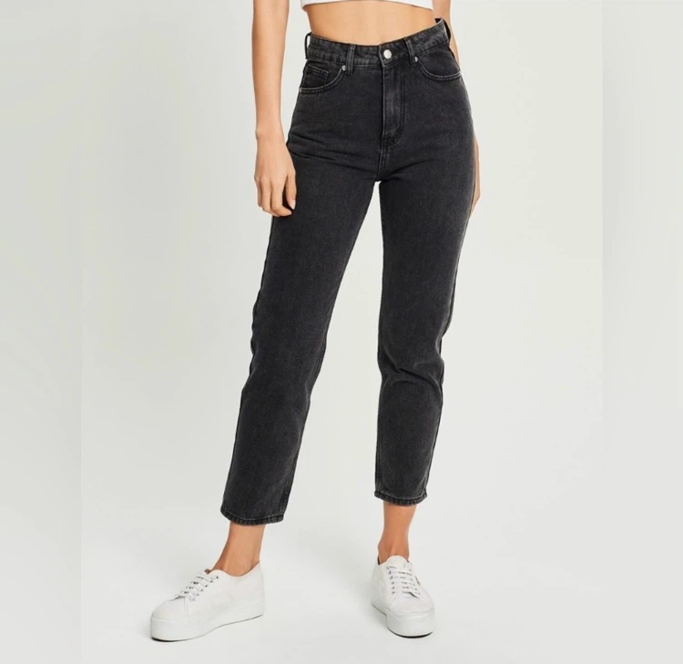 New with tags jeans x3 Size 32