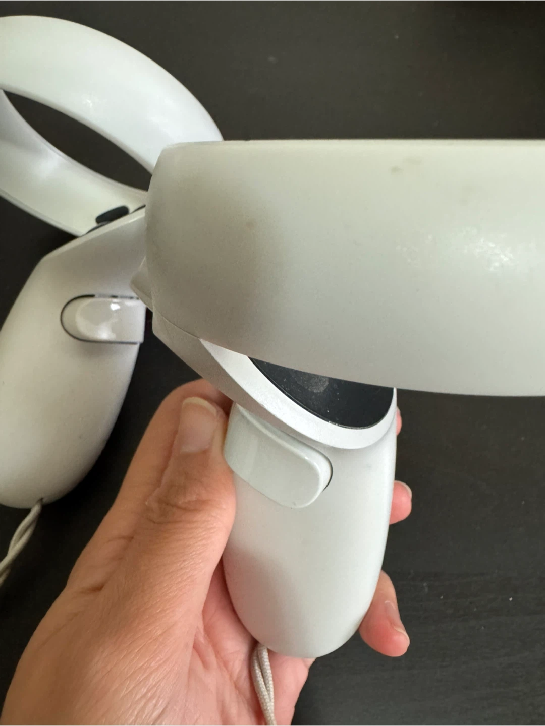 Meta Quest 2 VR Headset and Controllers - photo 4
