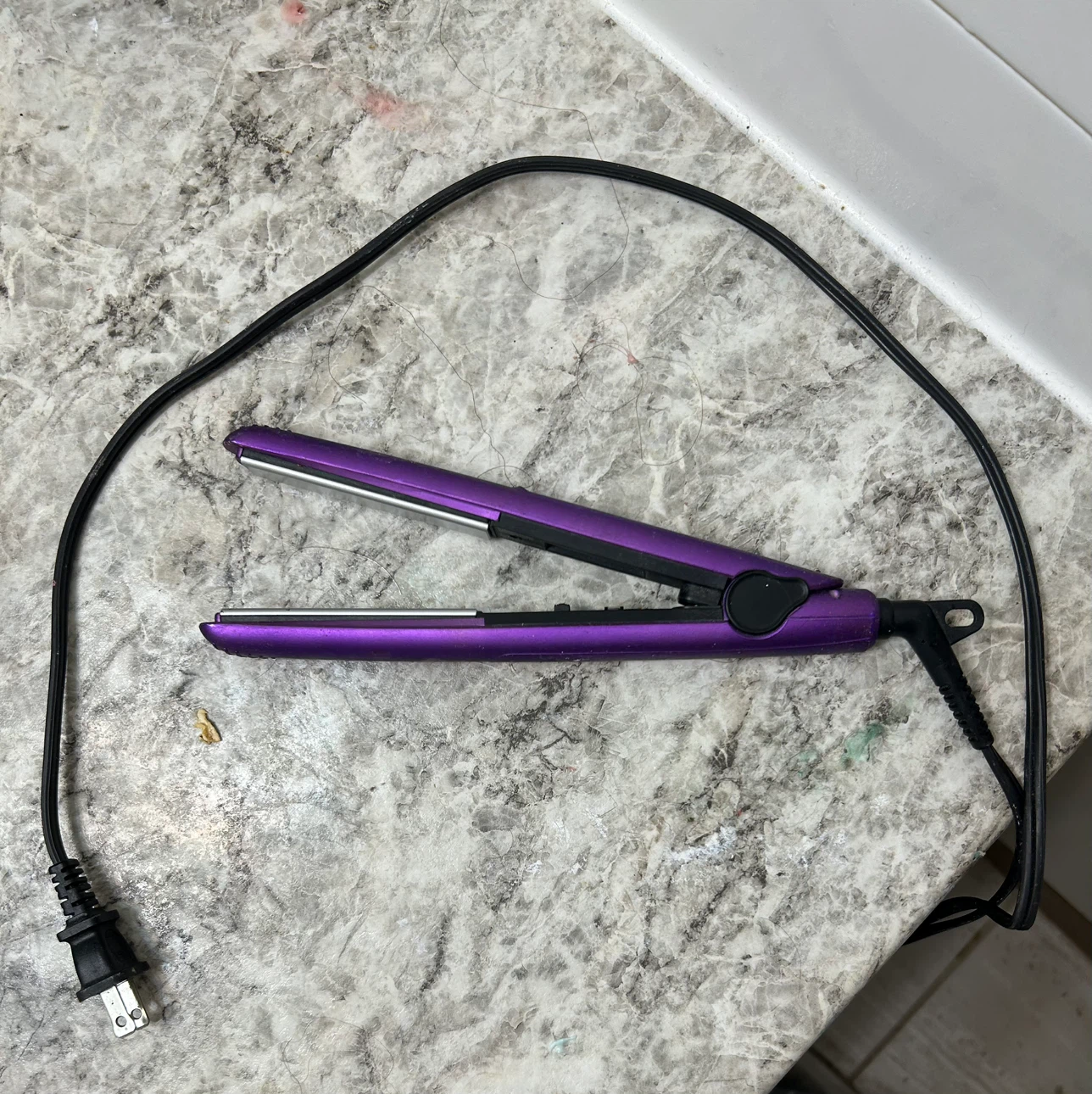 Vidal Sassoon Purple Hair Straightener